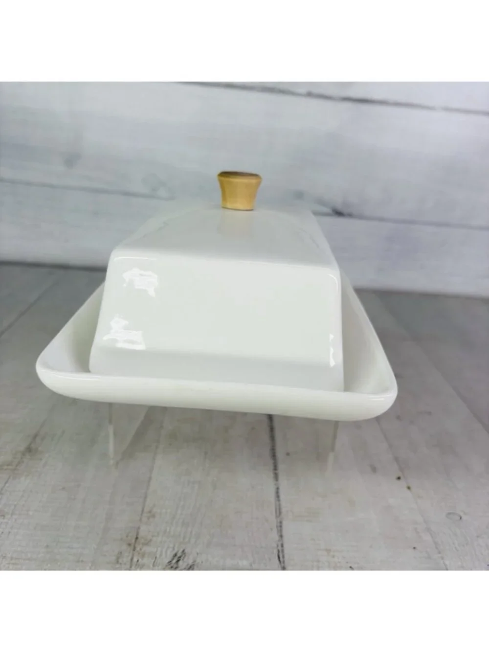 Dowan White Bone China Farmhouse Wooden Handle 2 Stick Lidded Butter Cheese Dish